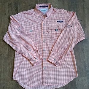 Columbia PFG shirt.